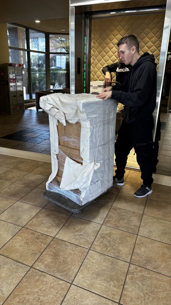 Packing Tips That Protect Your Belongings During Long-Distance Moves